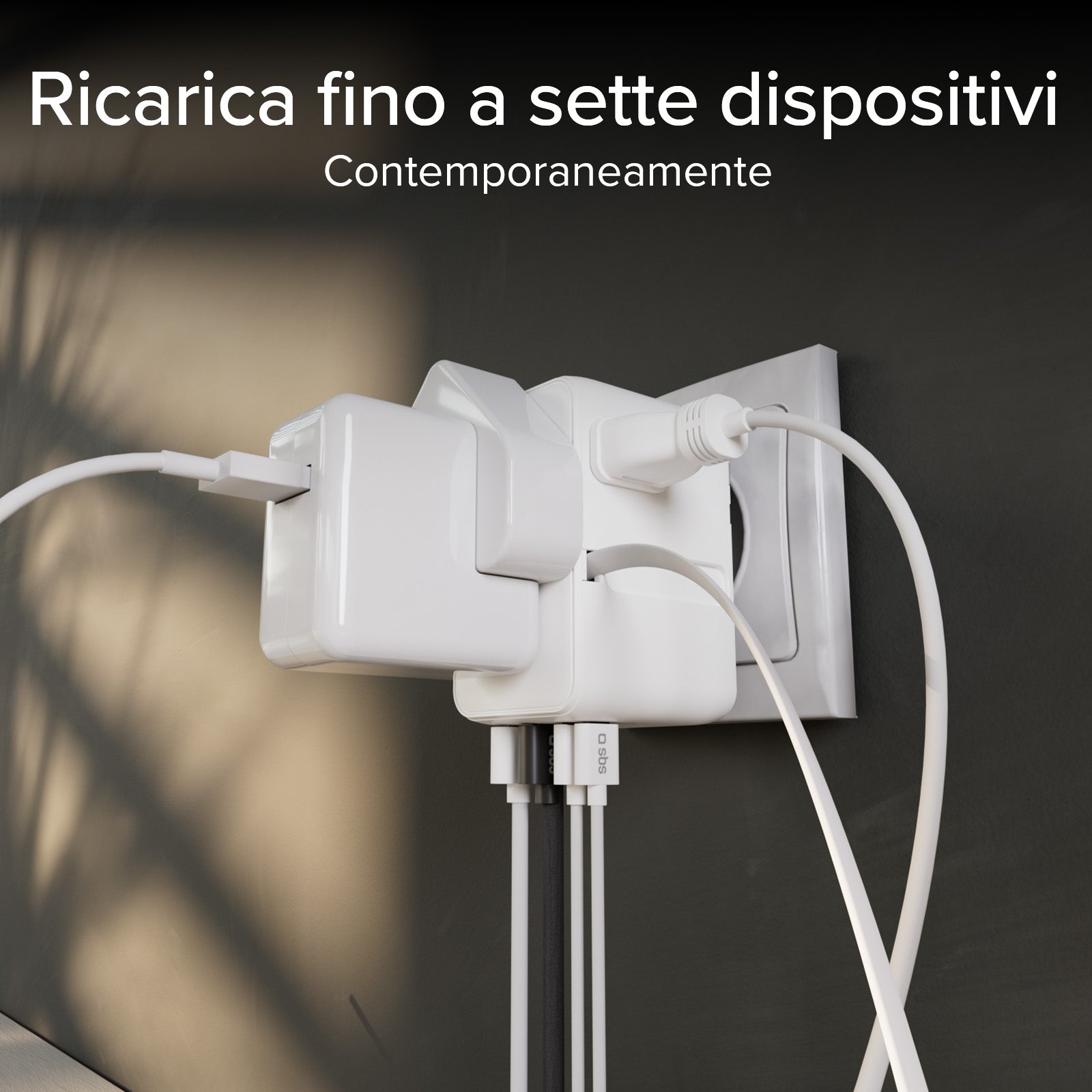 Universal-Reiseadapter mit integriertem USB-C-Kabel