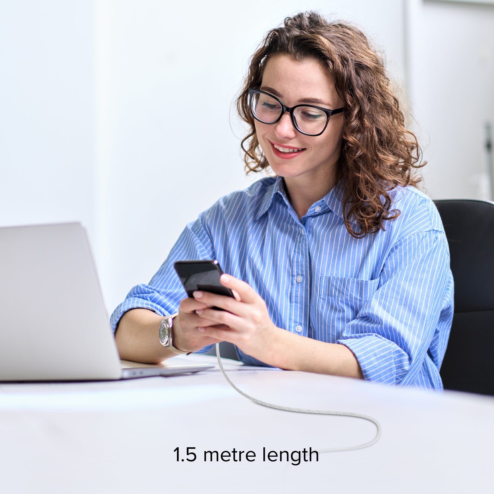 USB-A - USB-C-Textilkabel mit Kabelhalter, 1,5 Meter