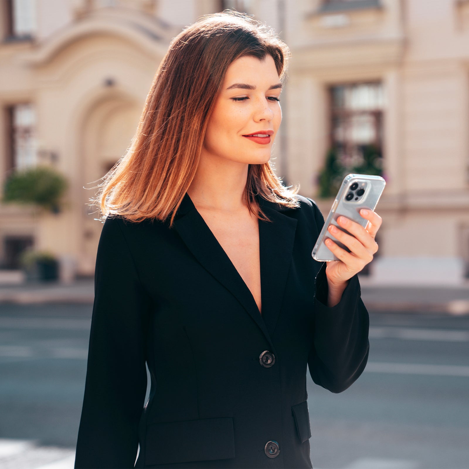 Cover ultraresistente per iPhone 16 Pro con tecnologia D3O
