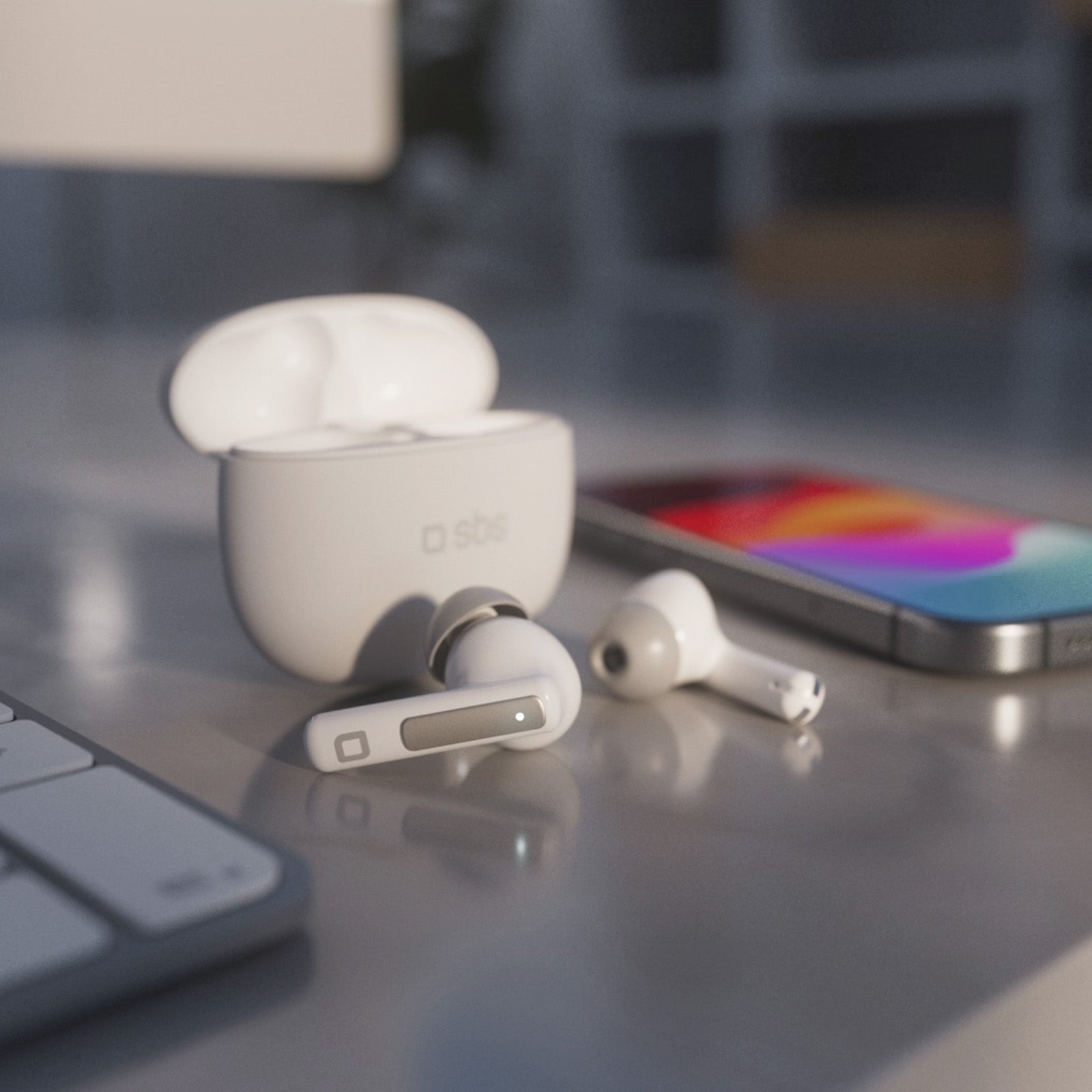 Auriculares AI TWS con app, traducción, síntesis y 28 h de autonomía