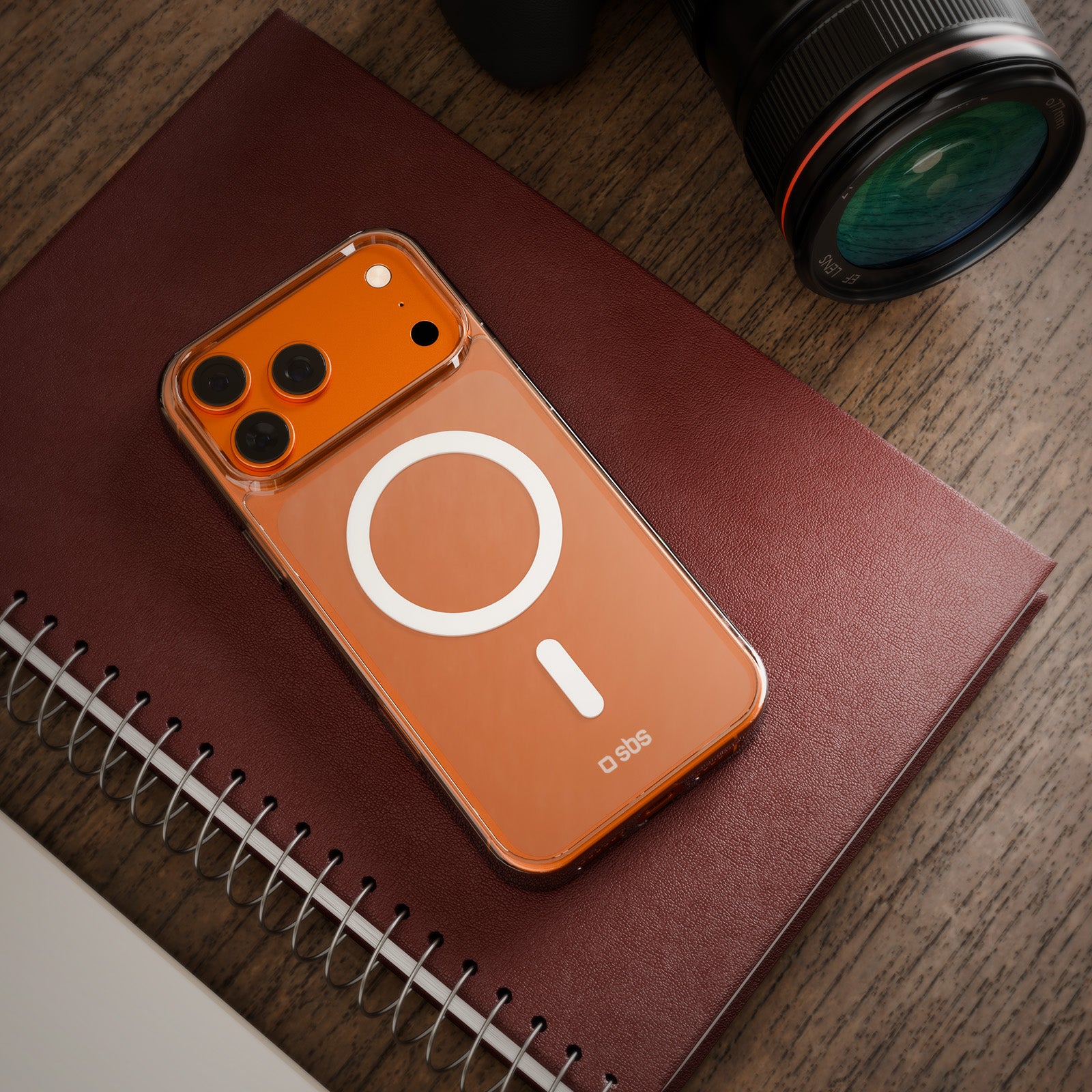 Cover trasparente rigida compatibile con ricarica MagSafe per iPhone 17 Pro