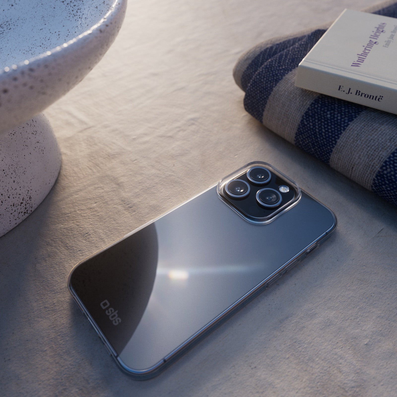 Skinny cover for iPhone 16 Pro