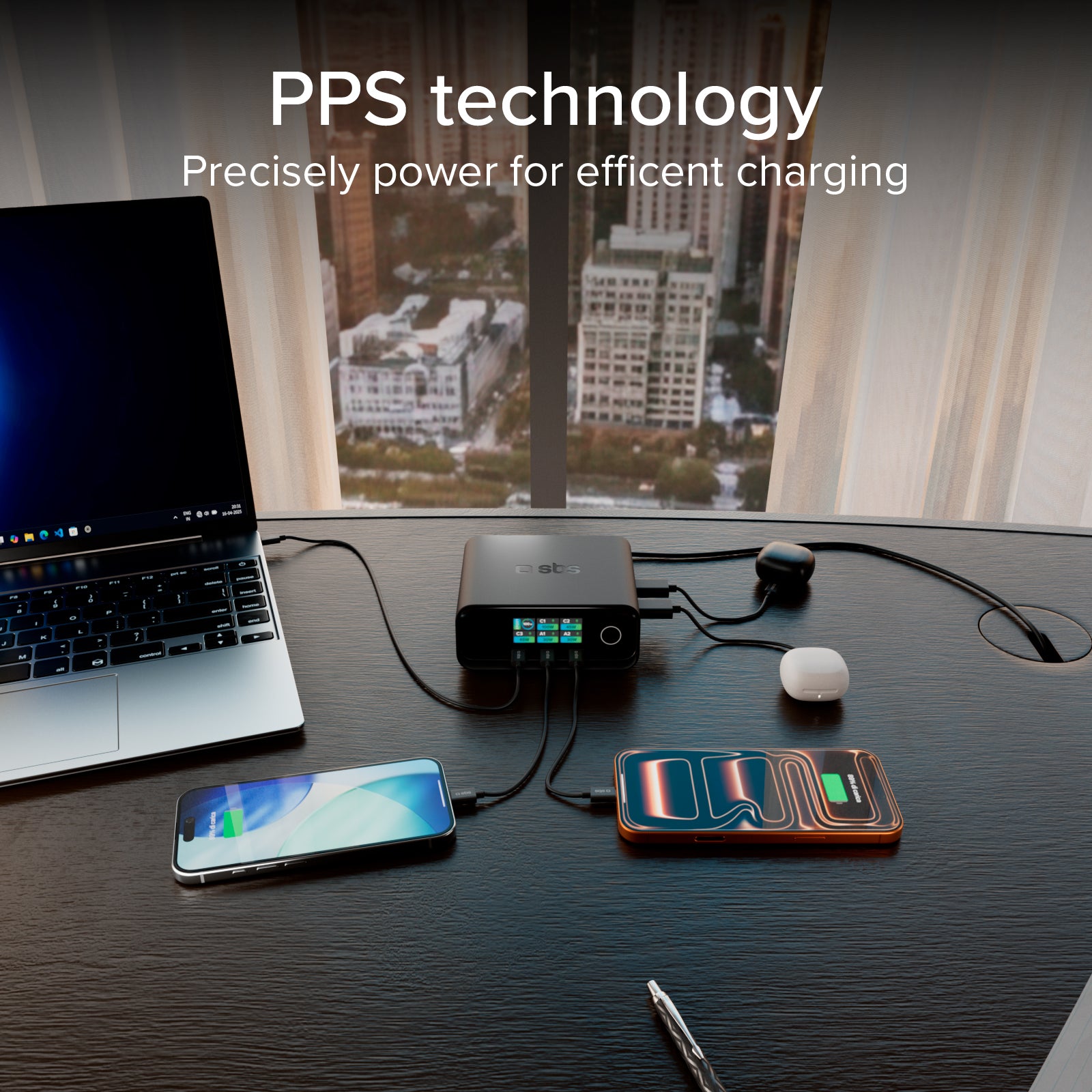 Stazione di ricarica da scrivania 100W Power Delivery con Smart Color Display, 3 porte USB-C e 2 USB-A, ideale per laptop