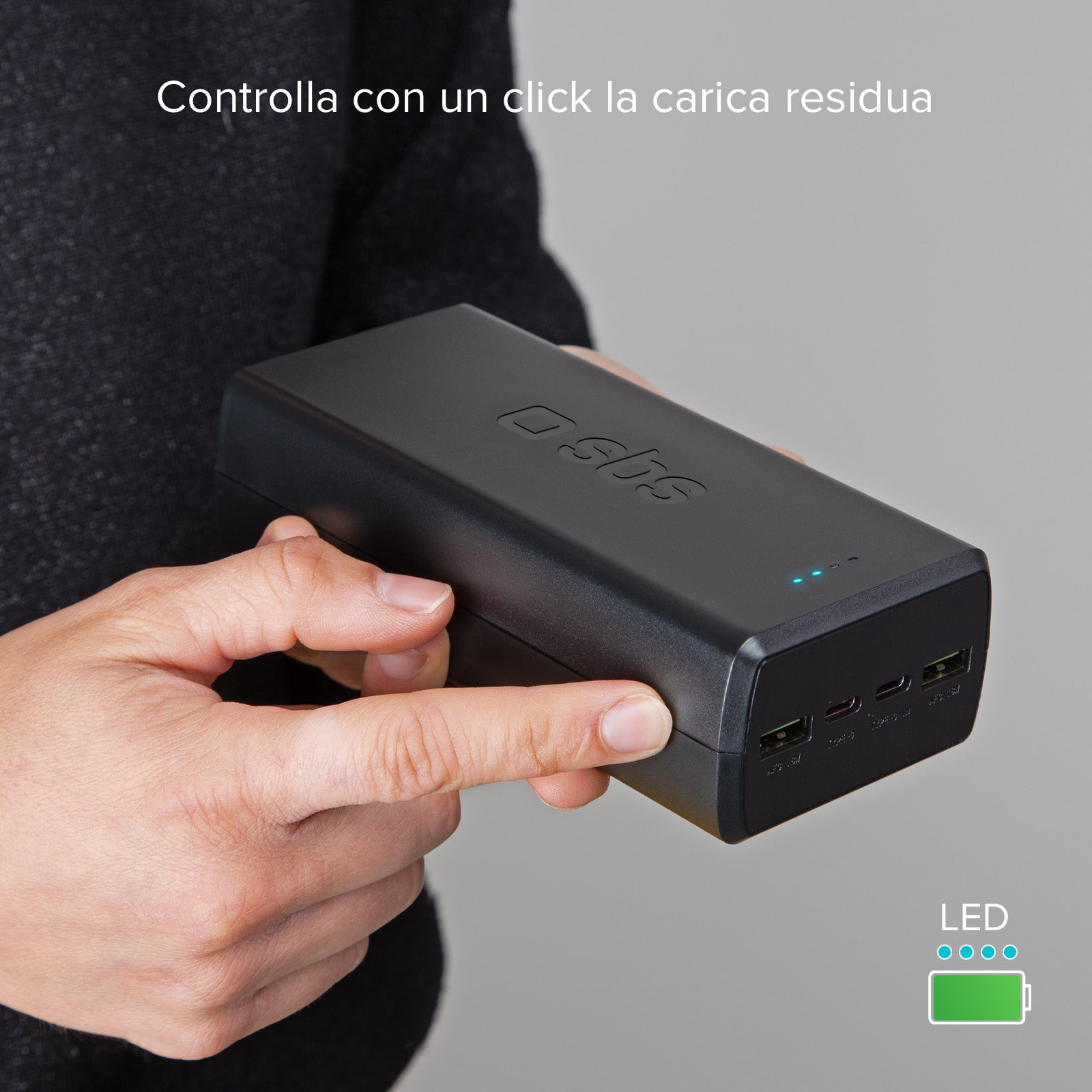 Power bank da 30.000 mAh con 2 porte USB-C e 2 porte USB-A