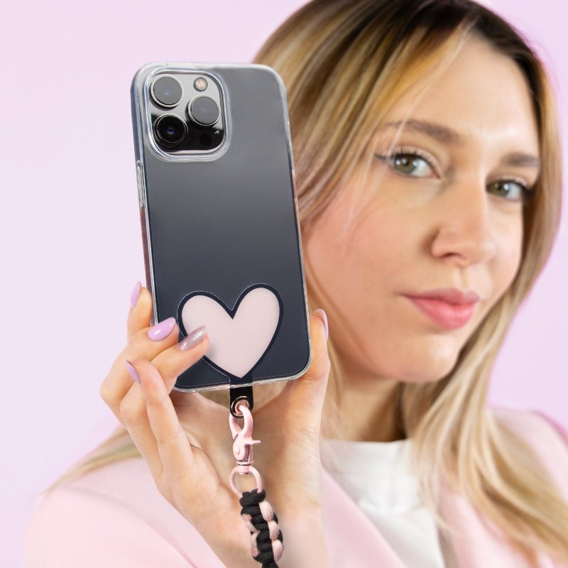 Heart-shaped universal neck strap for smartphones