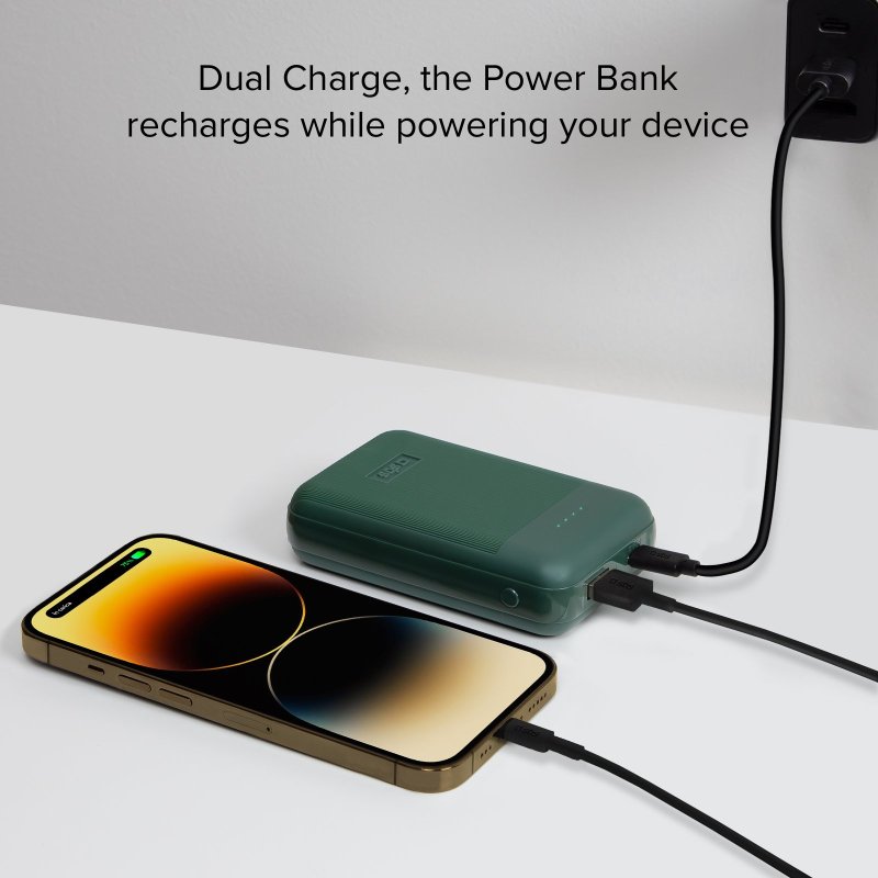 Power Delivery 20W 10,000 mAh power bank, soft touch finish and knurled