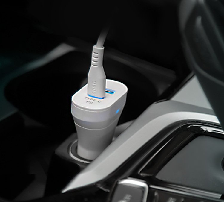 Practical and functional smartphone car chargers | SBS