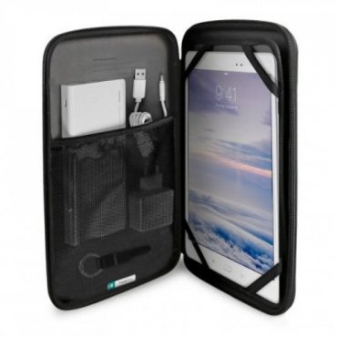 Travel organiser for tablets